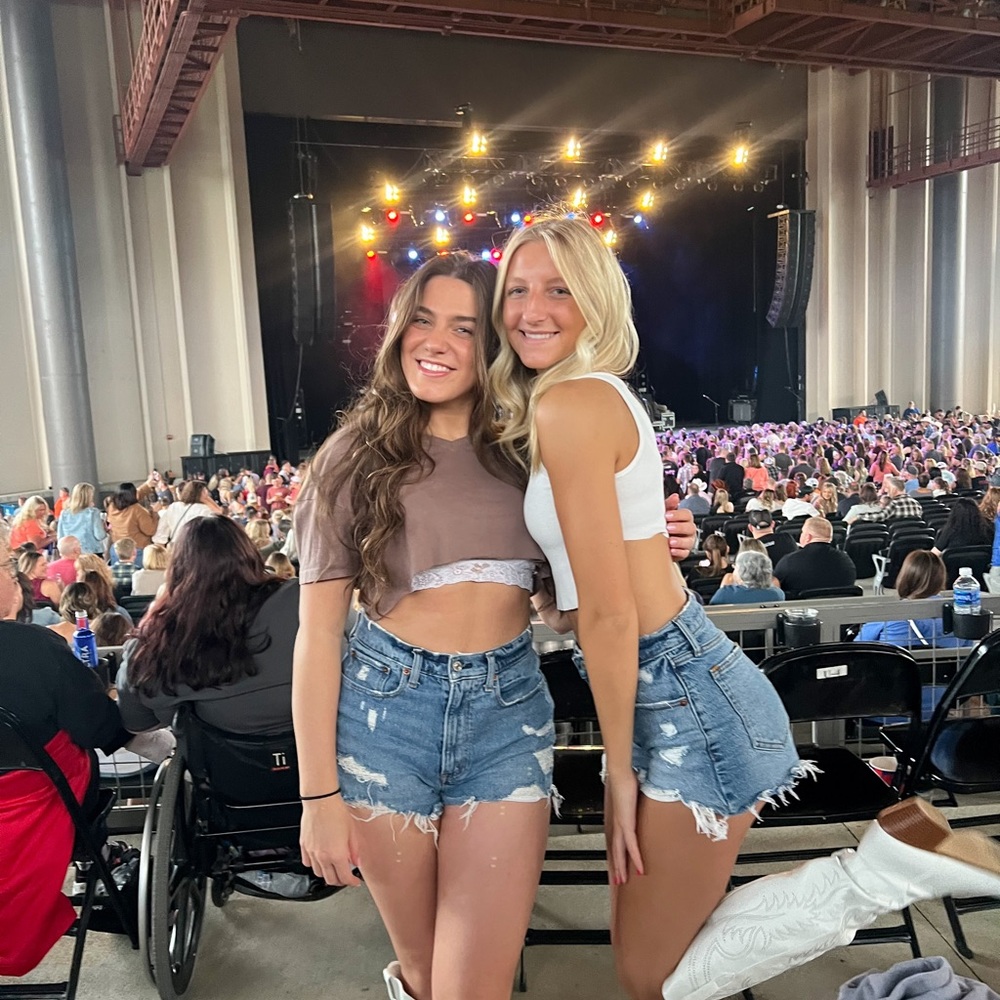 Meet your Posher, Gianna